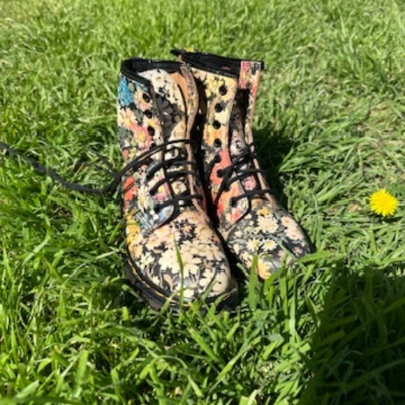 Dr. Martens 1460 Pascal Vintage Bouquet Floral Boots‎ – UK 3 / US Women’s 5 - Picture 1 of 15